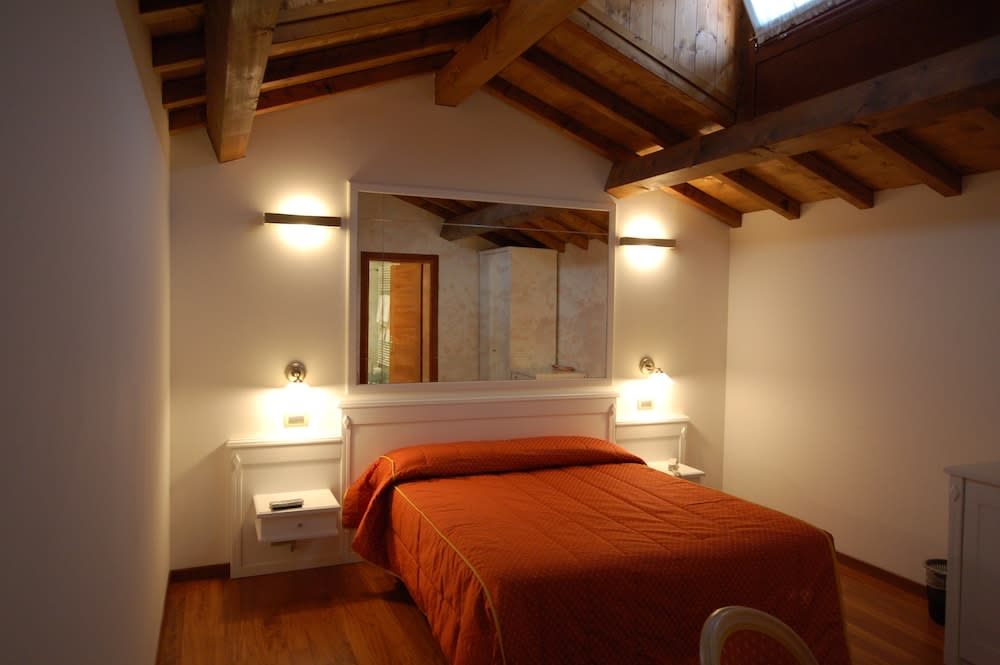 Casanova Fourrooms 1