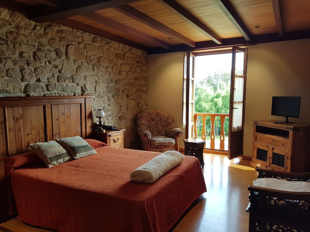 Hotel Casona De Tresali 2