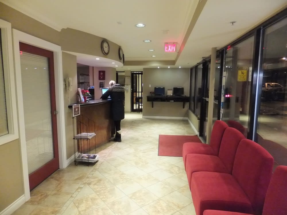 North Vancouver Hotel 2