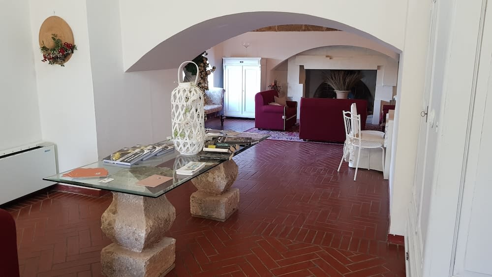 RELAIS MASSERIA CASINA DEI CARI 4