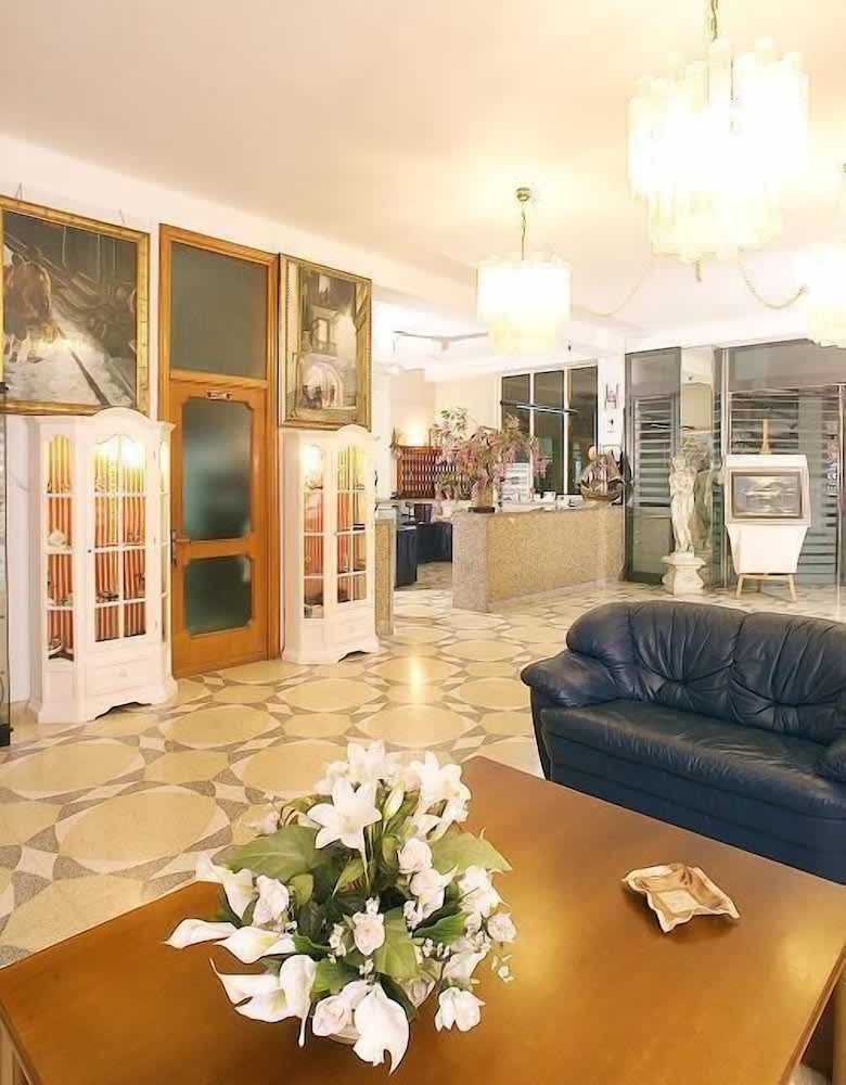 Racar Hotel 2