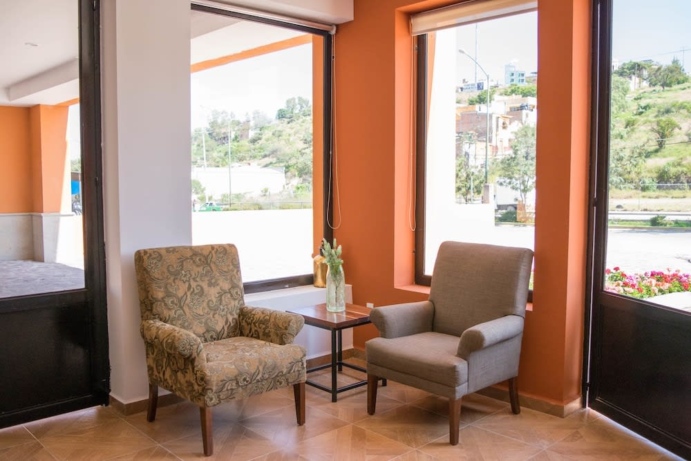 Hotel La Estación 2