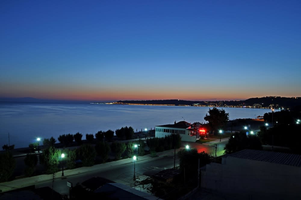 Sea Melody Beach Hotel Apartments 1