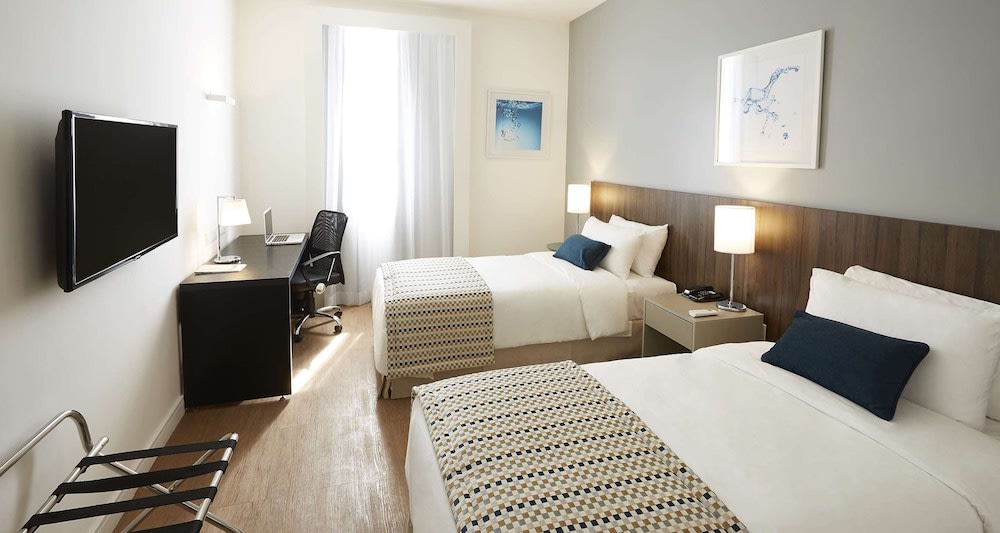 Tulip Inn Itaguai 1