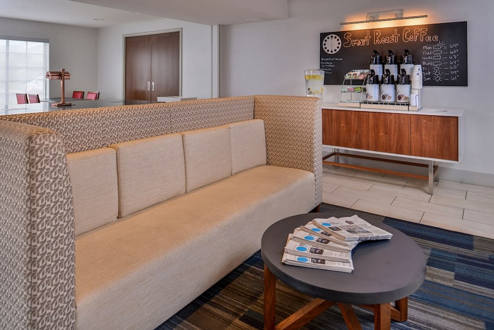 Holiday Inn Express WESTLEY NORTH- PATTERSON AREA by IHG 2
