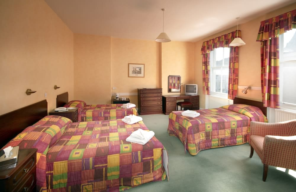 The New Southlands Hotel, Scarborough Best deals