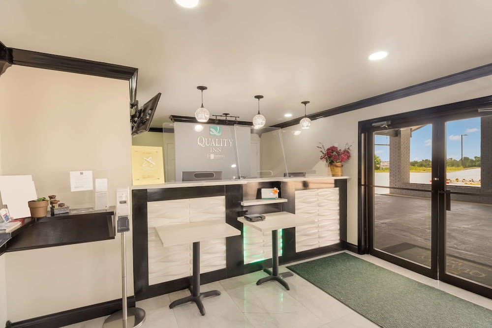 Quality Inn Madisonville 1