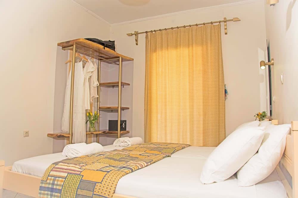 Seafront Apartments 5