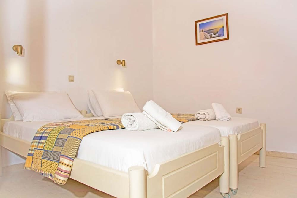 Seafront Apartments 3