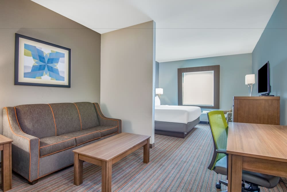 Holiday Inn Express & Suites Stillwater - University Area, an IHG Hotel 2