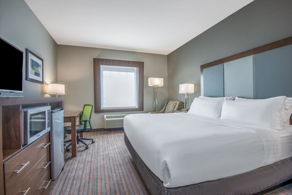 Holiday Inn Express & Suites Stillwater - University Area by IHG 3