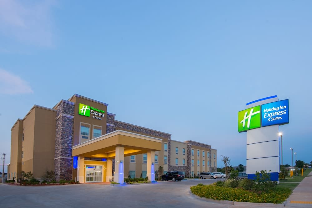 Holiday Inn Express & Suites Stillwater - University Area by IHG 1