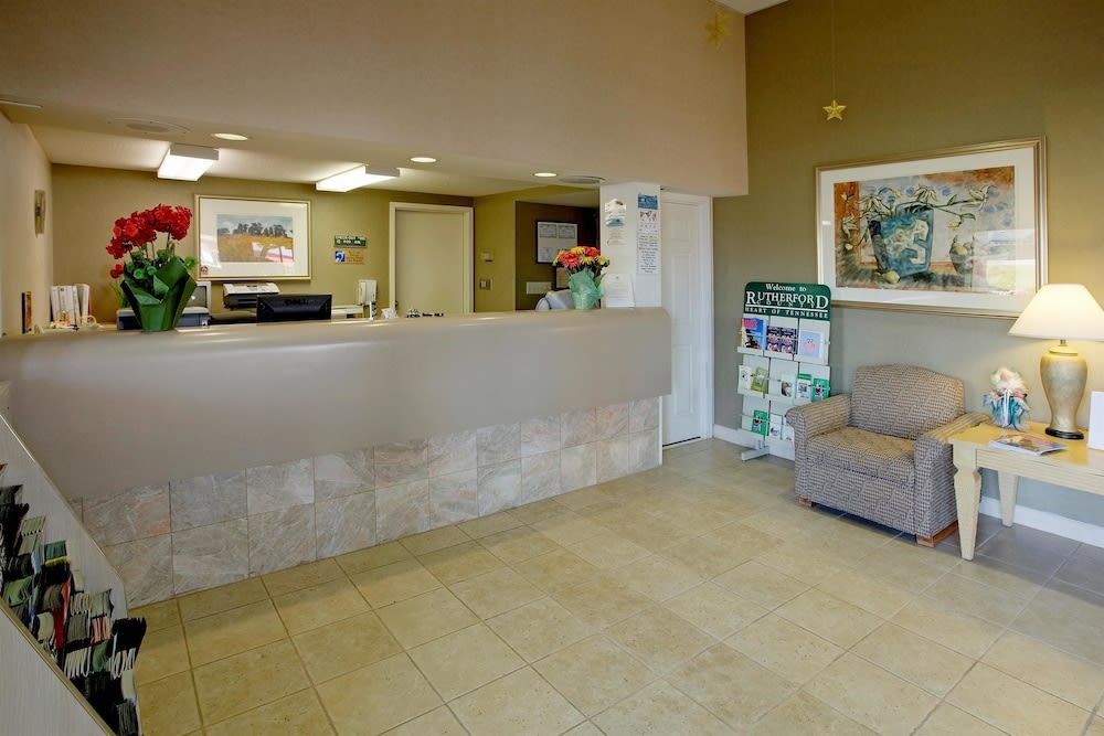 Americas Best Value Inn & Suites in Murfreesboro 2