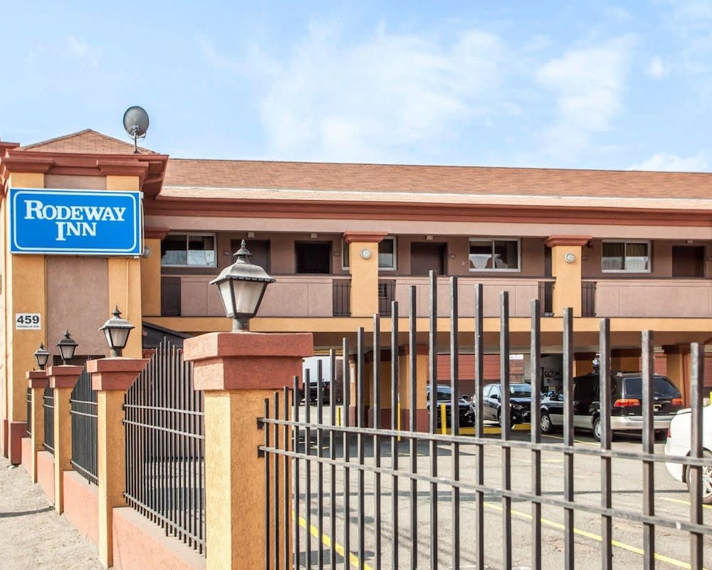 Rodeway Inn Jersey City North 1