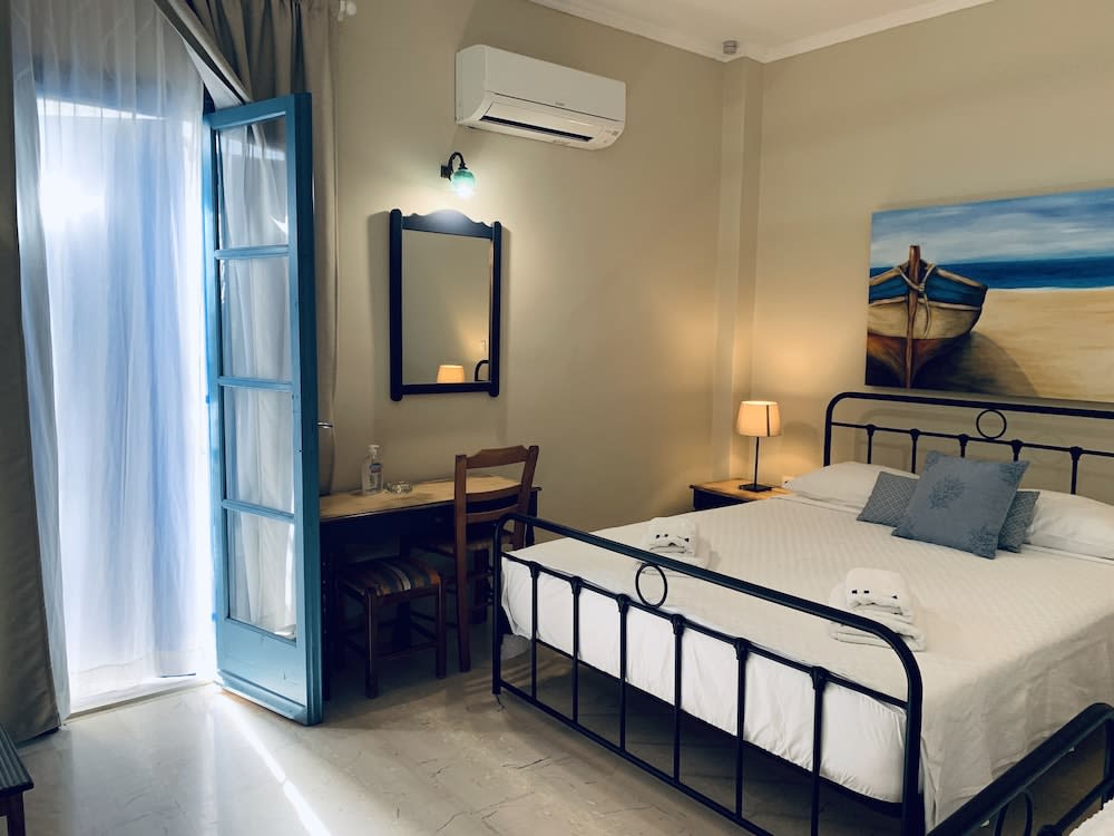 The Boathouse Hotel 5