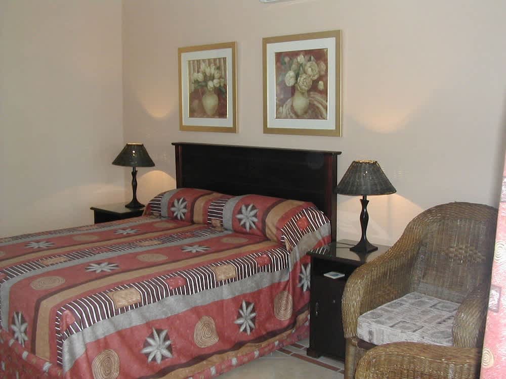 Birdcage B&B 2