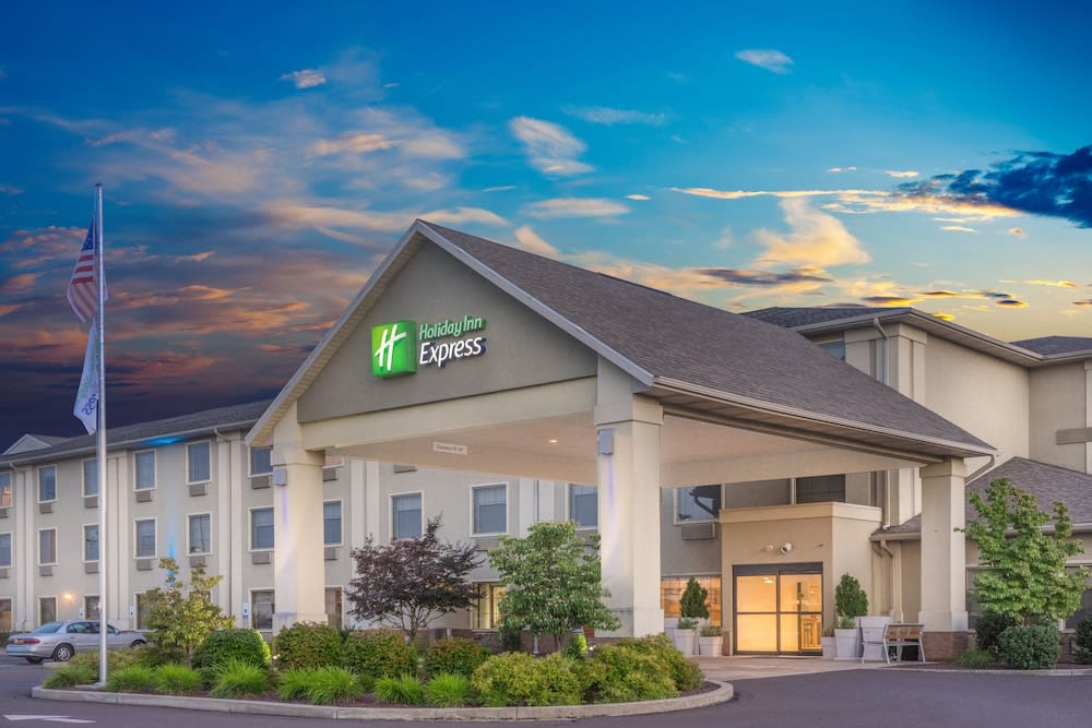 Holiday Inn Express BLOOMSBURG by IHG 1