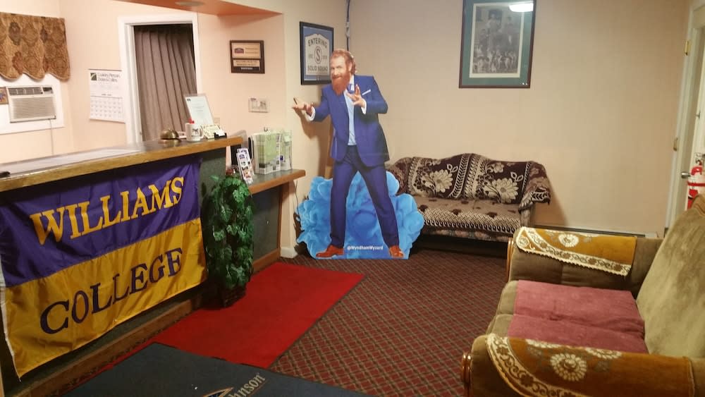 Howard Johnson by Wyndham Williamstown 2