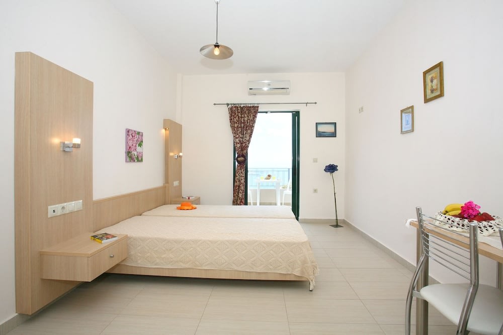 Aptera Paradise With Sea View 3