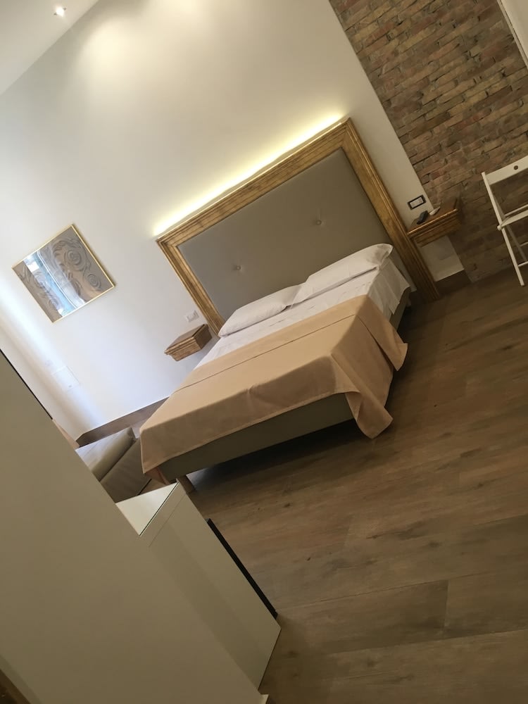 Art Atelier Accomodation Guest House 1