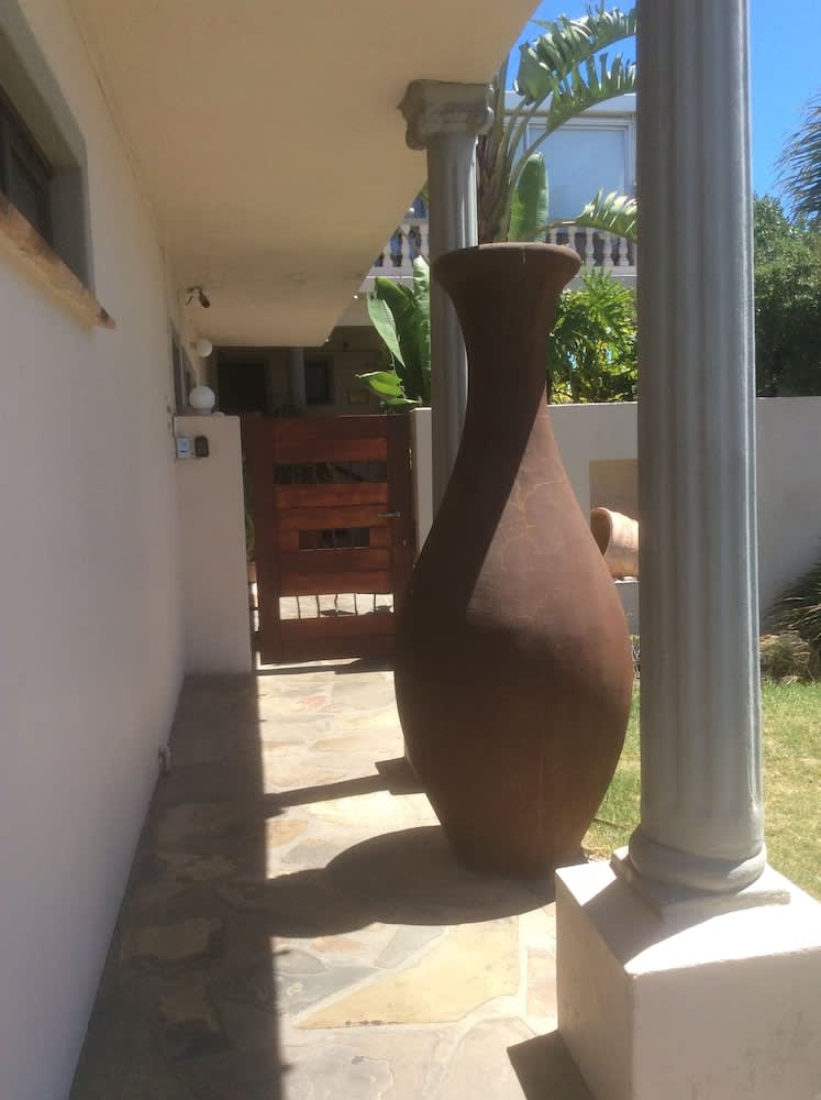 Melkbosch Guesthouse 2
