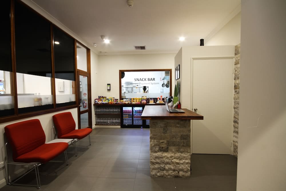 Gallery Hotel 2