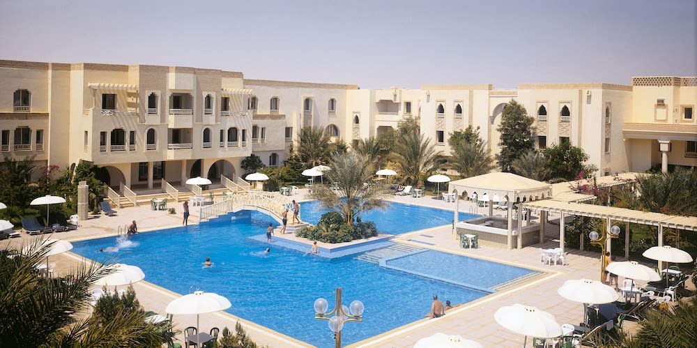 El Mouradi Douz 1
