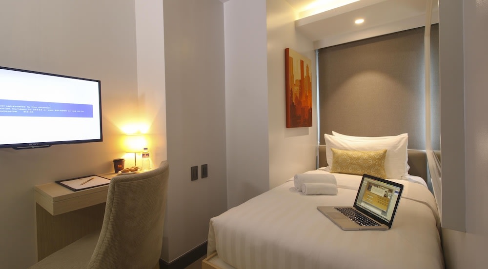 The Mini Suites Eton Tower Makati 3