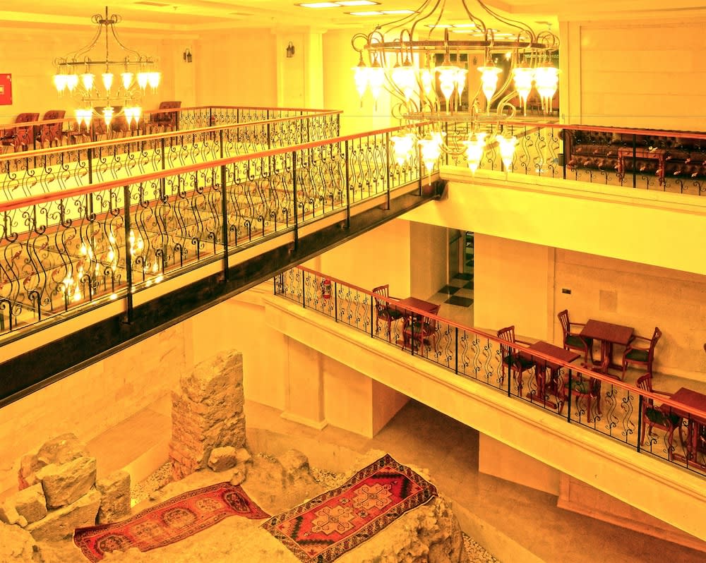 Safa Royal Museum Hotel 2