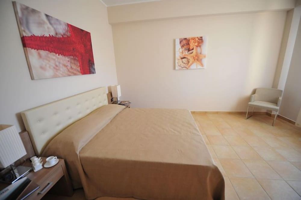 Residence Afrodite 4