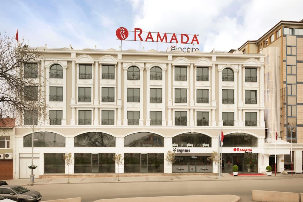 Ramada Encore by Wyndham Gebze 1