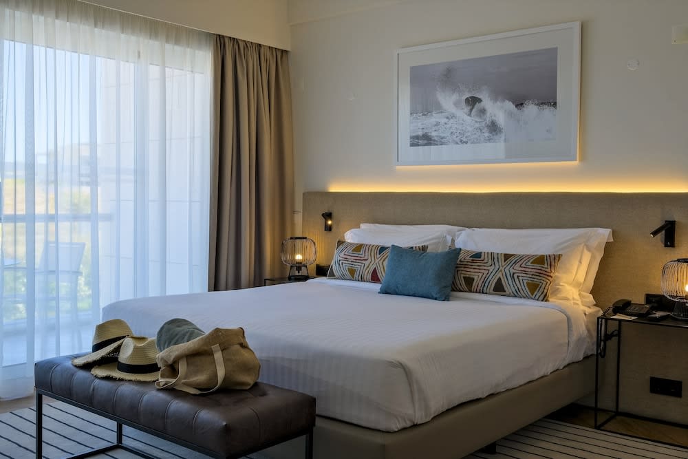 Crowne Plaza CAPARICA LISBON by IHG 3