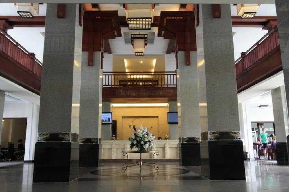 River Beach Resort and Residences 2