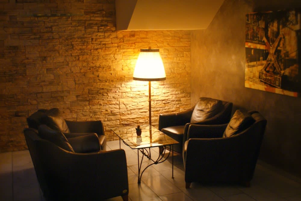 Apartments Atomis Hotel Düsseldorf City 4