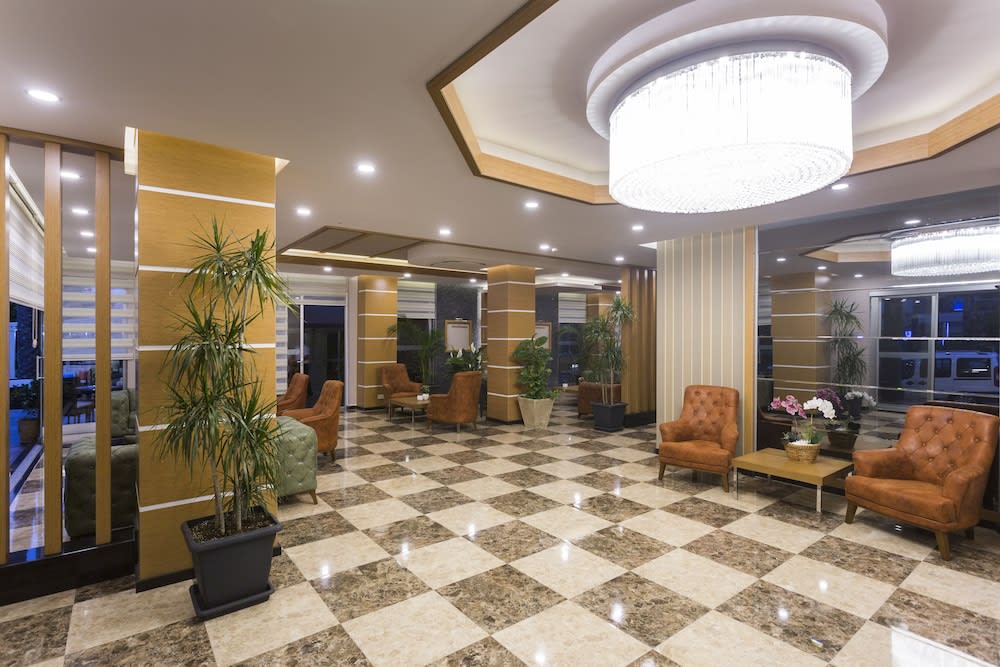 Lonicera City Hotel, Alanya | Best deals | lastminute.com