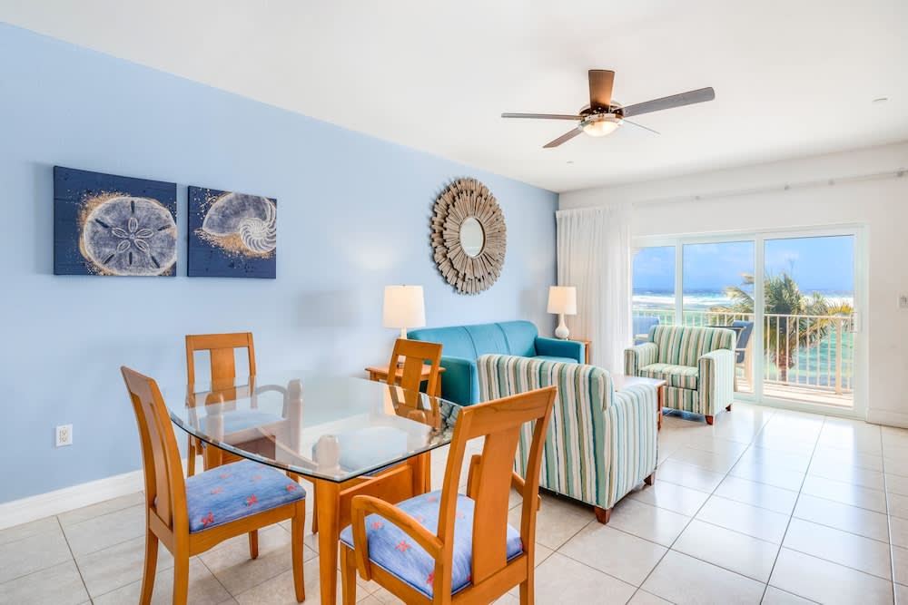 The Reef Beach Resort - All Inclusive - East End, Grand Cayman 2