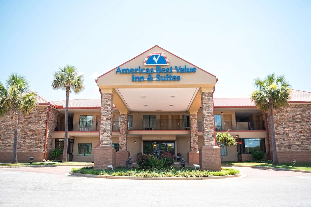 Americas Best Value Inn & Suites-Griffin 1