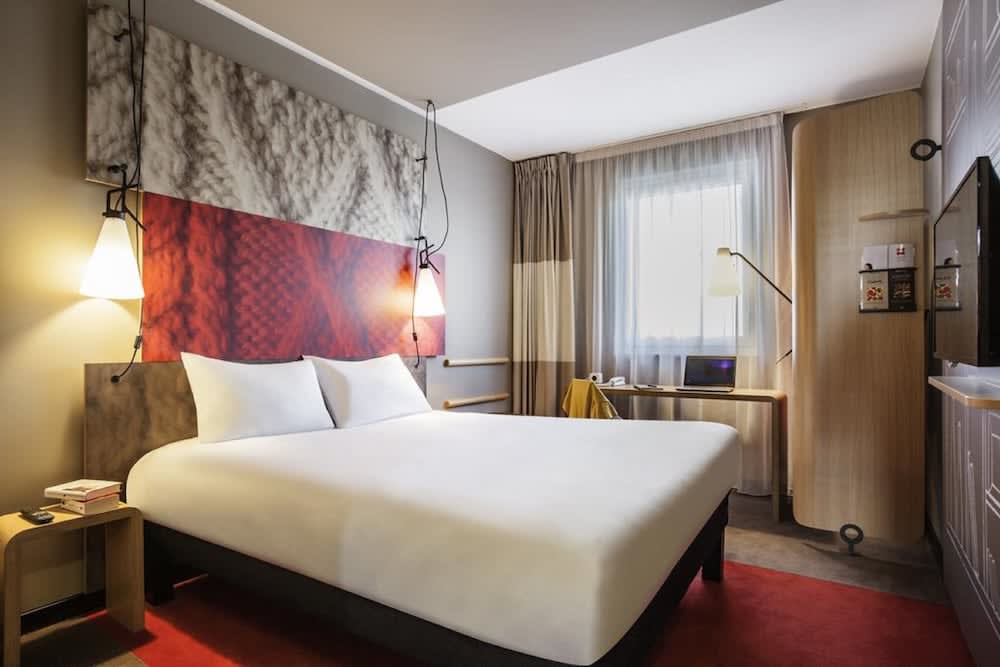 ibis Copiapo 2