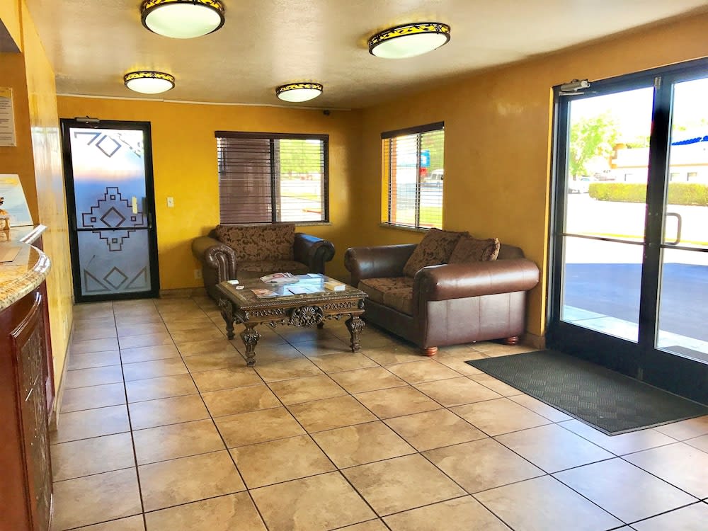 Days Inn by Wyndham East Albuquerque 2