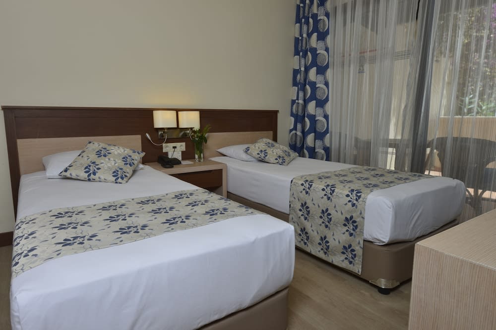 Labranda Mares Marmaris Hotel 2
