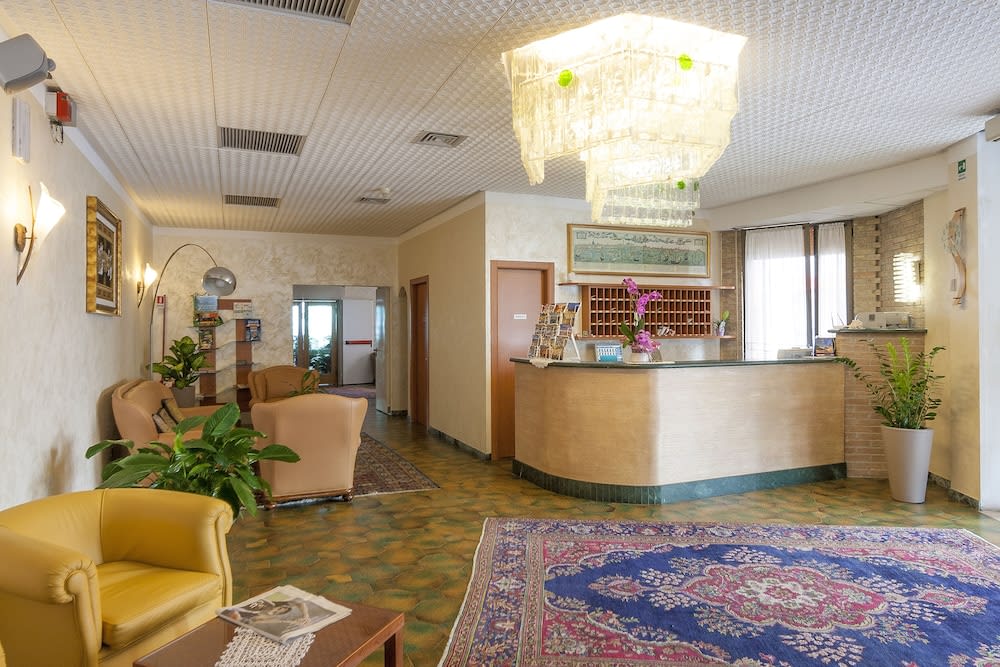 Regent's Hotel 2