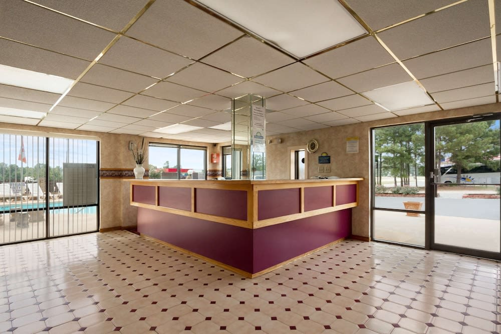 Days Inn by Wyndham Richburg 2