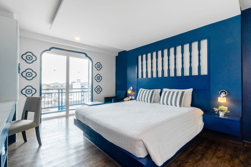 Bhukitta Boutique Hotel Phuket Town 1