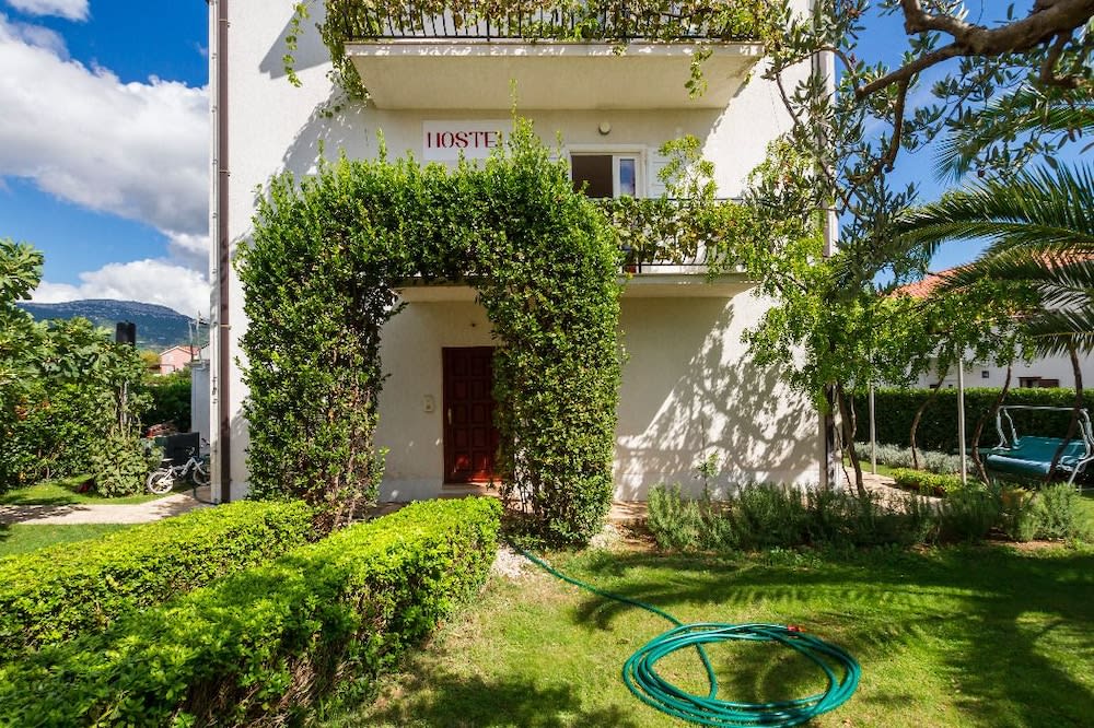 Hostel Oktarin 1