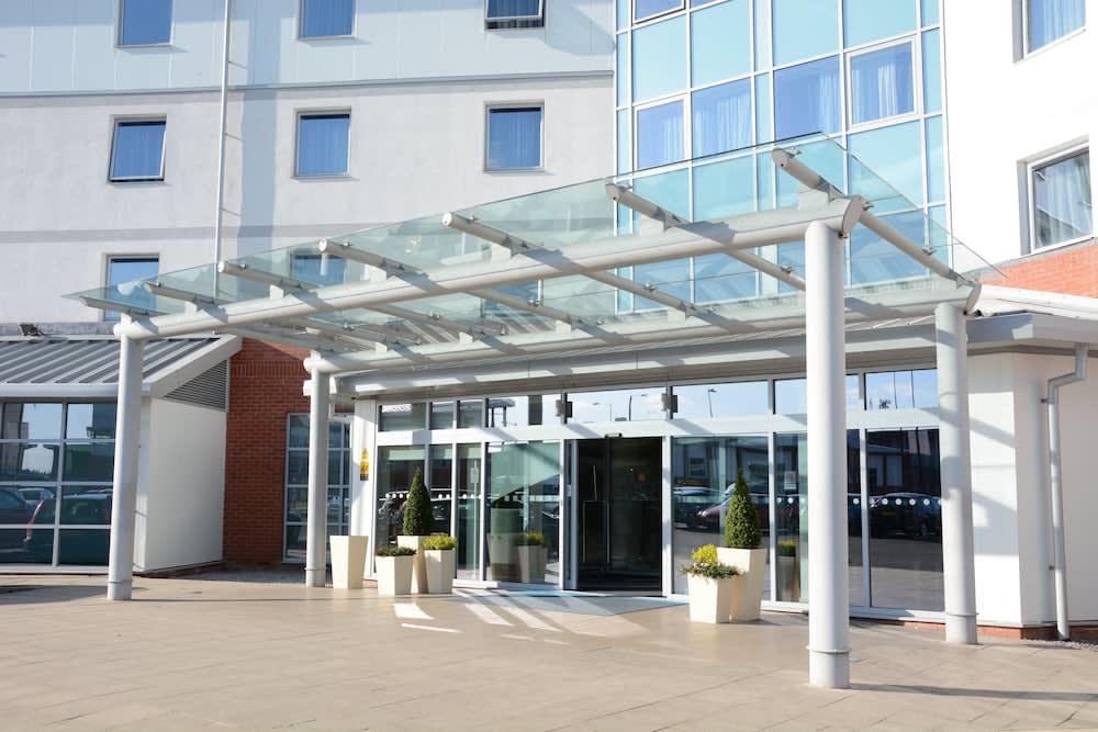 Holiday Inn Express LEIGH - SPORTS VILLAGE by IHG 1