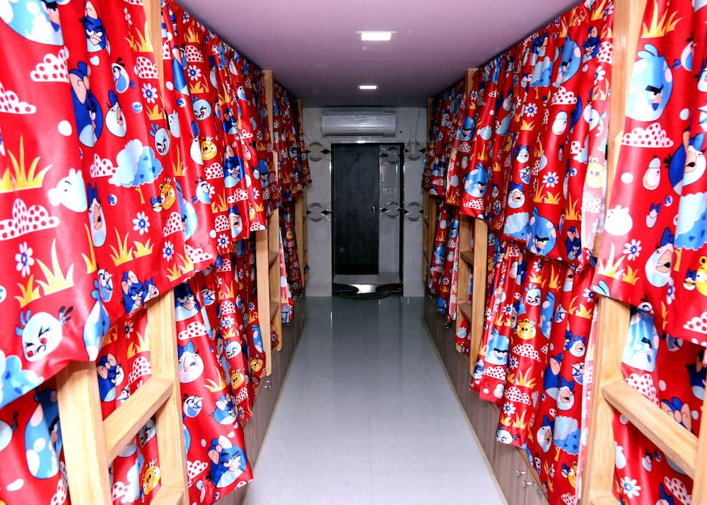 Delta Dormitory - Hostel 2