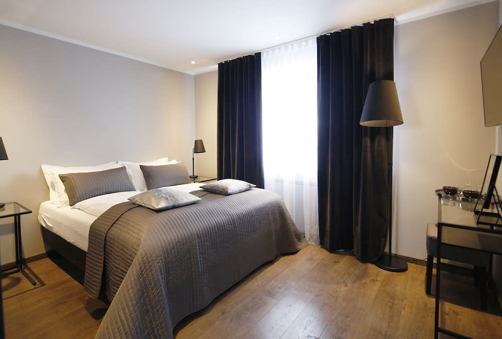 Keflavik Micro Suites 3