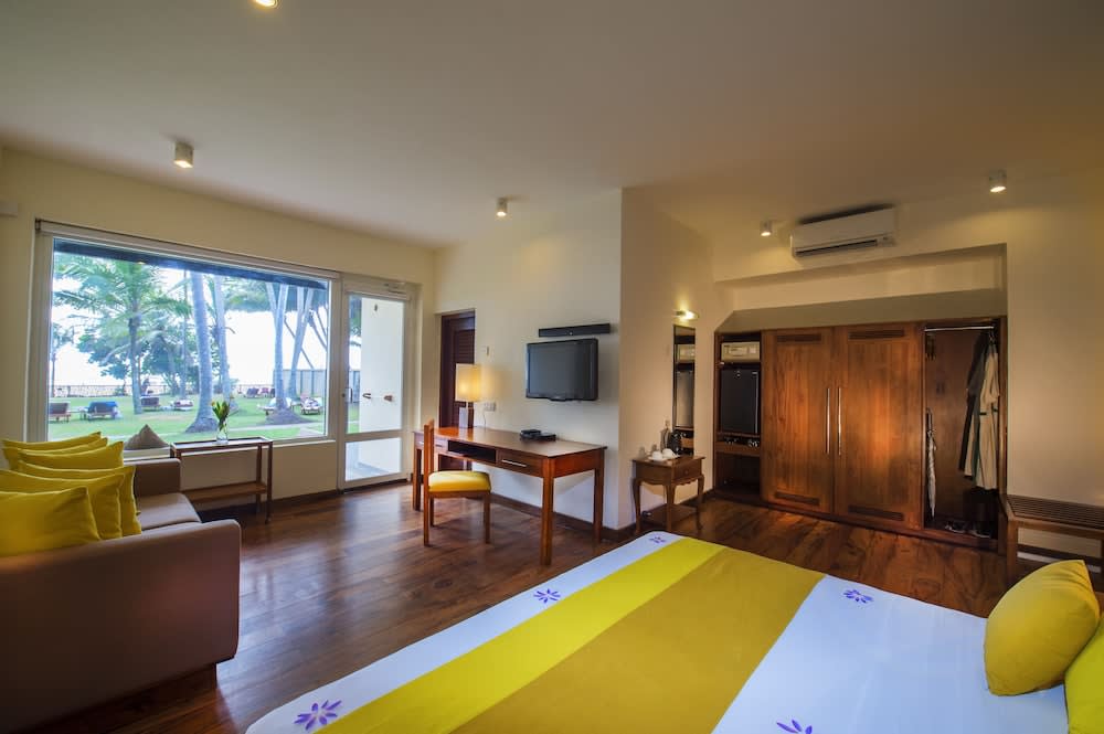 Mermaid Hotel & Club 5