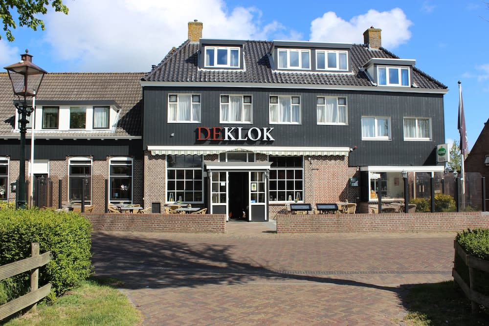 Hotel "De Klok" 1