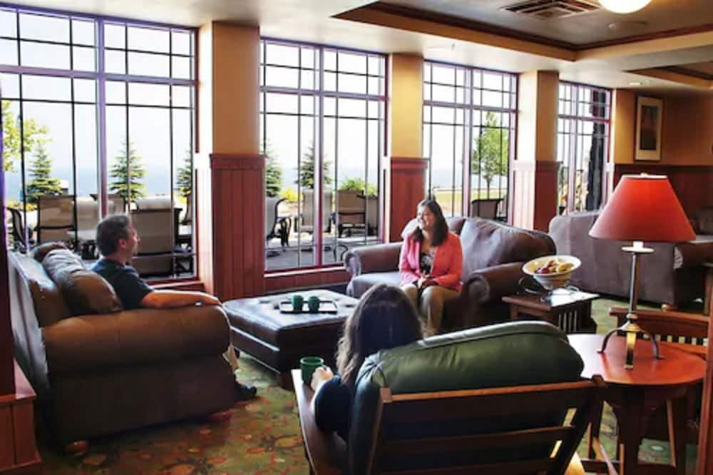 Canal Park Lodge 2